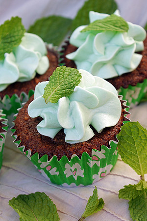 food, baking, sweets, delicious, "treatises bakery", "renee rendall", "monica szczupider"
