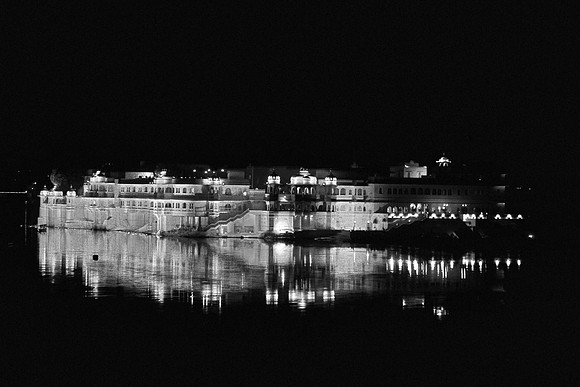 palace, castle, reflection, "black and white", architecture, india, "monica szczupider", wealth